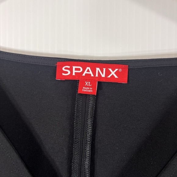 SPANX Ponte V-Neck Tank Womens Size XL Black Sleeveless Layering Basic Staple - Picture 4 of 10